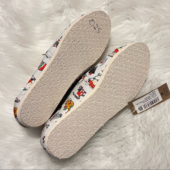 Toms Belmont Holiday Cats Shoes All over print Light gray size 8.5 Christmas - Picture 6 of 8